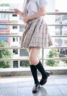嗯啊h客厅hh青梅h涨奶视频_电影未删减版