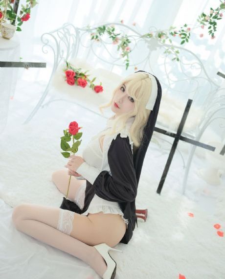 妺妺晚上扒我内裤吃我精子h_HD免费全集观看