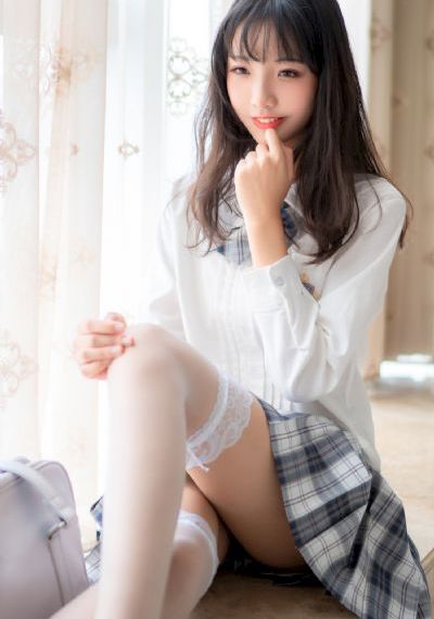 美女露内裤内衣_BD韩语高清电影在线