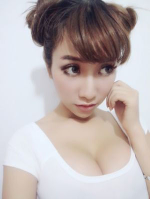 亚洲日韩国产综合图片区_BD手机在线观看