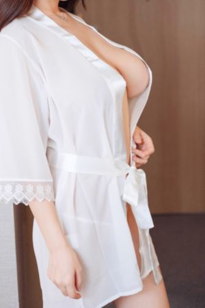 成人免费毛片明星色大师_电影在线观看