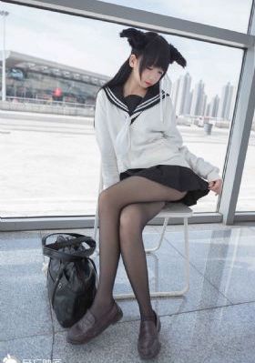 怎么喷泉夹枕头_国语版高清