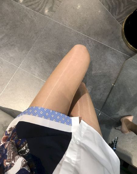 摸美女胸爆乳一区二区三区_BD韩语在线播放