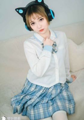 疯狂伦交一女多男在线视频_720免费观看最新