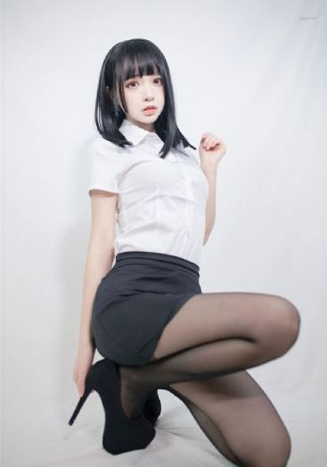 丰满人妻AV无码区_无删减完整版在线观看