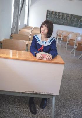 秋霞精品_BD英语免费观看