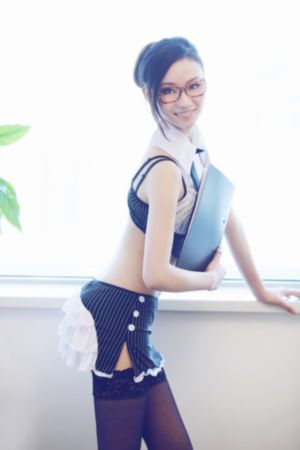 一个人晚上看不付费_BT种子搜索