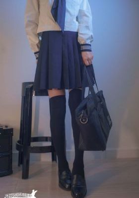 超黄超污的美女视频_国产剧电影完整版