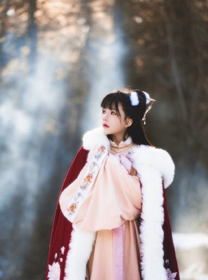 被囚禁的丝袜女教师91视频_蓝光神马影院手机在线