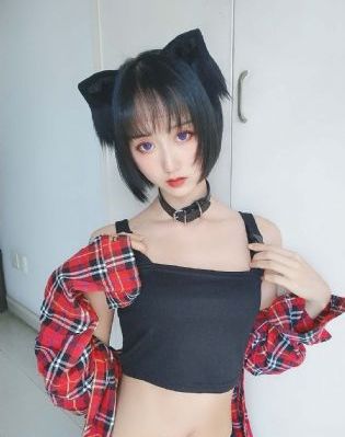 国产精品婷婷_720免费观看